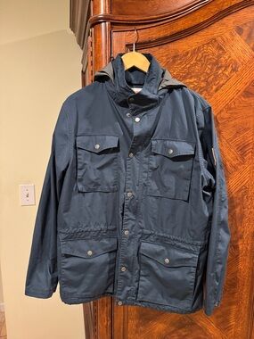 FjallRaven Raven Jacket Men’s Large Blue Canvas G1000  Greenland (Washed 1x)